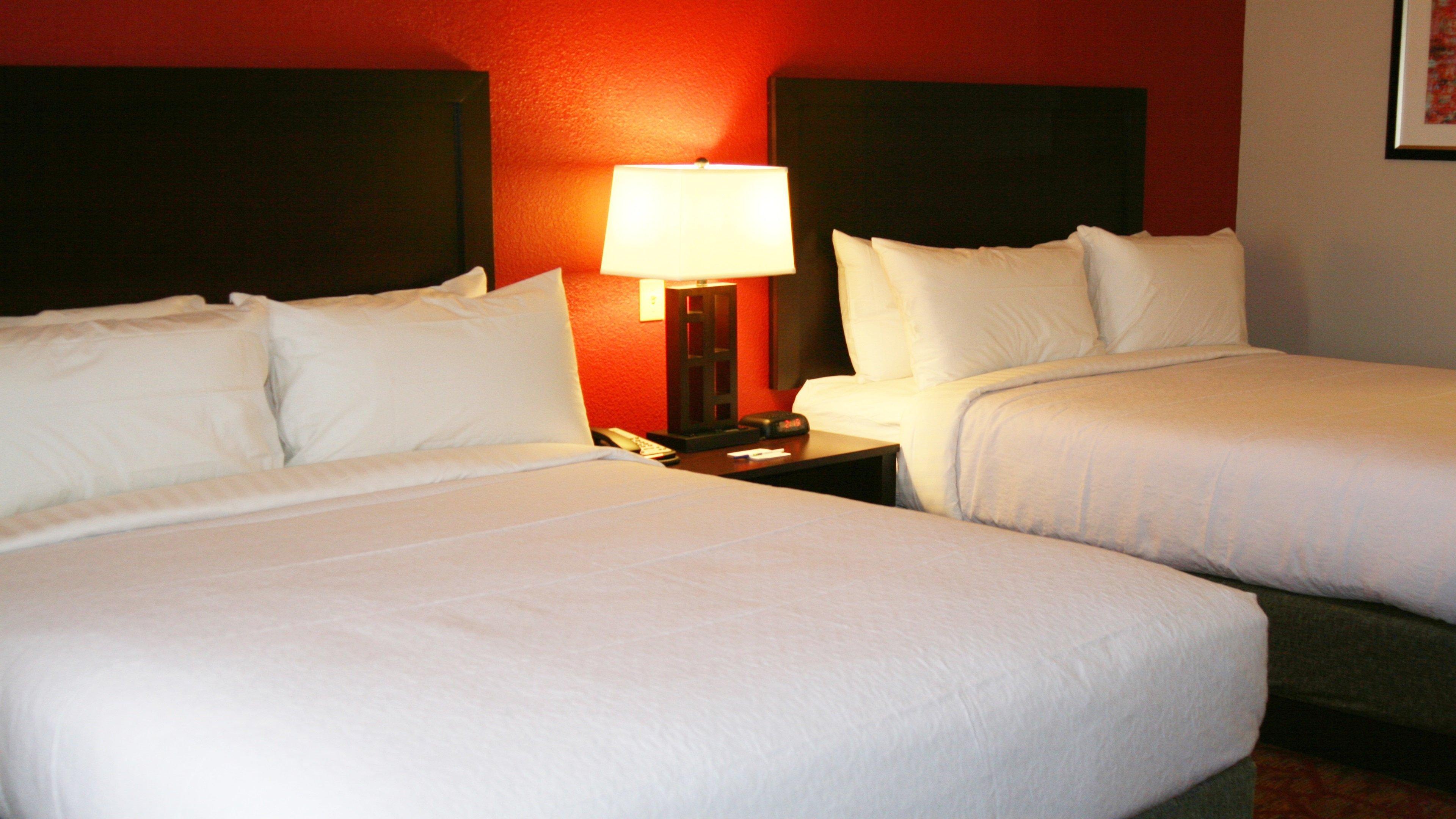 Holiday Inn Guin By Ihg Twin Exterior foto