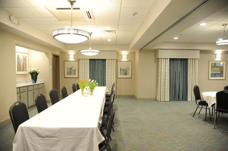Holiday Inn Guin By Ihg Twin Exterior foto